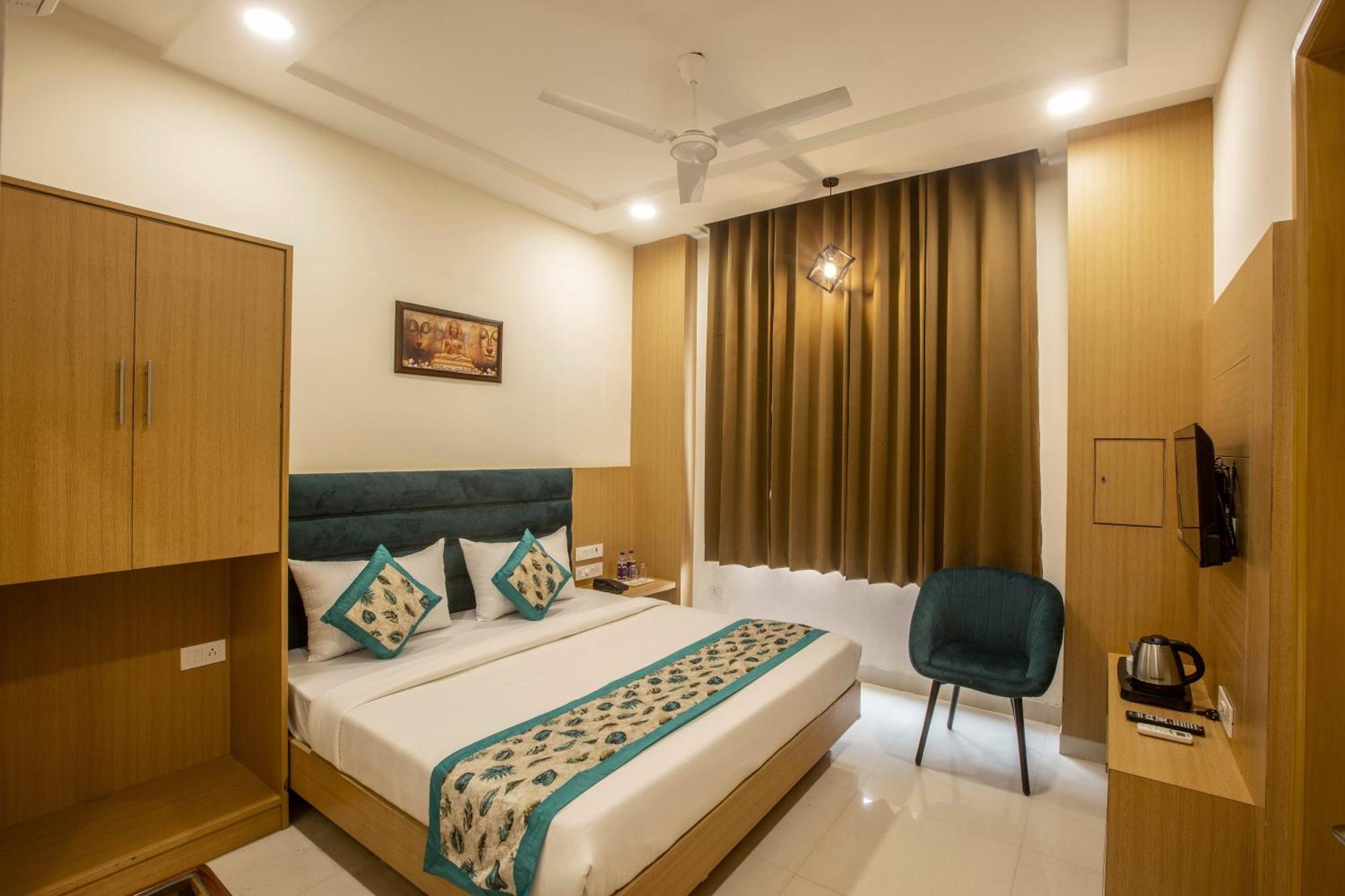 Hotel Prithvi Palace Igi Airport Delhi New Delhi Exterior photo