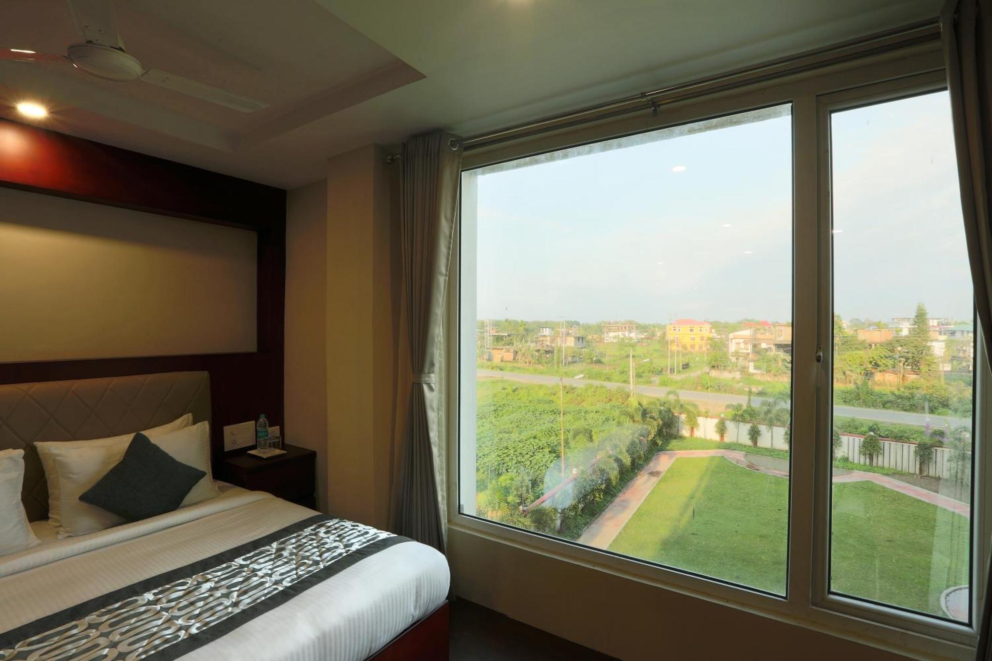 Hotel Prithvi Palace Igi Airport Delhi New Delhi Exterior photo